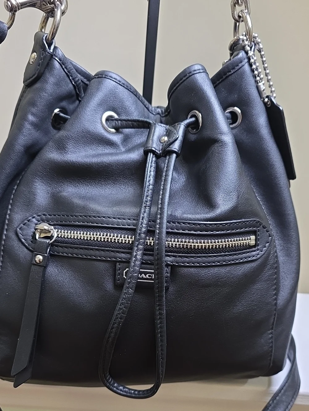 COACH F25661 Black Smooth Leather Hobo Two Way Bag Crossbody/Top Handle EUC